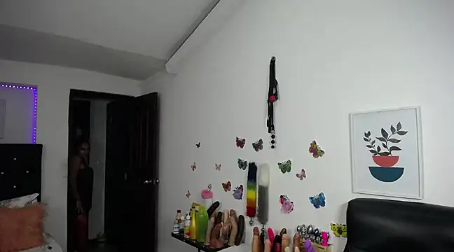 mature bigboobs10 online show from March 3, 7:43 am