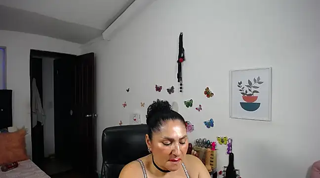 mature bigboobs10 online show from March 9, 8:07 am