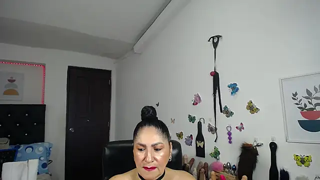 mature bigboobs10 online show from October 30, 3:30 am