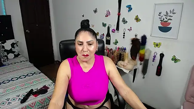 mature bigboobs10 online show from December 16, 3:44 am