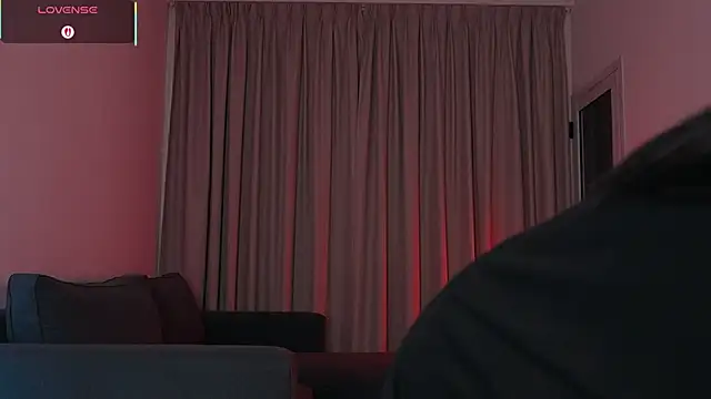 Snapshot of Alison_Miller9 chatting on November 12, 10:15 am Alison Miller9 online show from November 12, 10:15 am