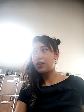 Scarlet wd18 online show from March 15, 8:32 pm