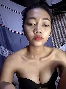 Snapshot of _slimangel4u chatting on December 4, 5:22 pm  slimangel4u online show from December 4, 5:22 pm