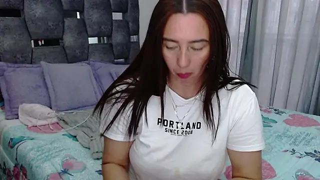 sara hott 1 online show from November 21, 8:07 pm