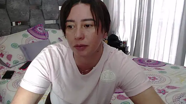 sara hott 1 online show from February 13, 2:24 pm