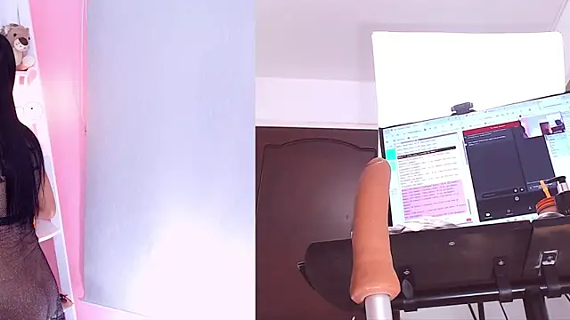 Sweet Susie  online show from September 24, 9:07 pm