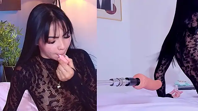 Sweet Susie  online show from February 9, 8:35 pm