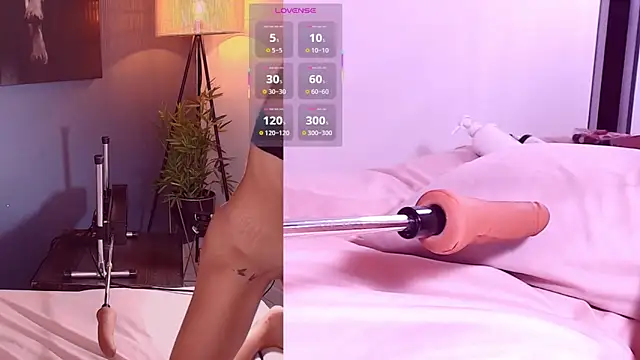 Sweet Susie  online show from March 1, 8:55 pm