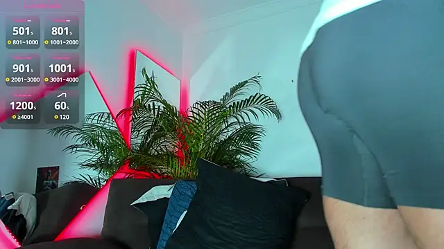 DantePierroo online show from December 10, 1:55 pm