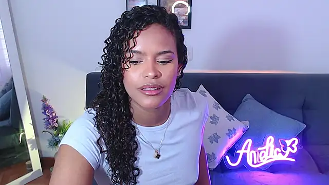 Amelia bss online show from February 11, 2:02 pm