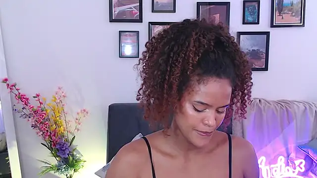 Amelia bss online show from March 18, 7:53 pm