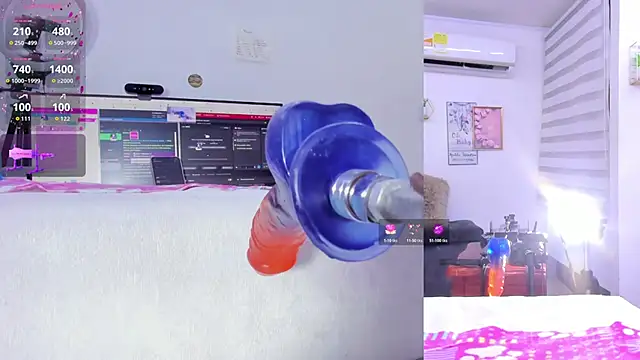 Soraya Davis online show from November 11, 9:09 am