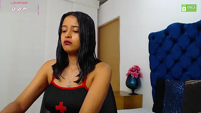 Lili666  online show from April 19, 3:17 am