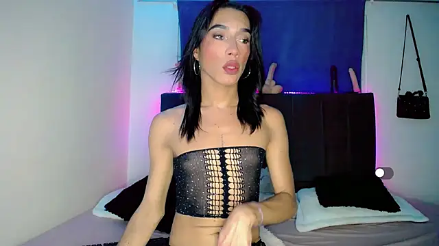 Snapshot of anna_dolls_ chatting on November 29, 5:21 am anna dolls online show from November 29, 5:21 am