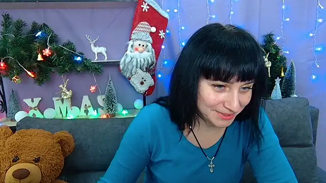Snapshot of NinaFlawlees chatting on December 5, 7:49 pm NinaFlawlees online show from December 5, 7:49 pm