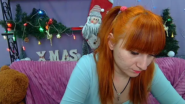 Snapshot of NinaFlawlees chatting on December 28, 2:01 am NinaFlawlees online show from December 28, 2:01 am