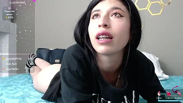 adriscute online show from January 22, 10:37 pm