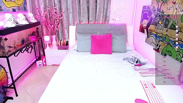 Snapshot of tattooBabyxxx chatting on February 7, 7:49 pm tattooBabyxxx online show from February 7, 7:49 pm