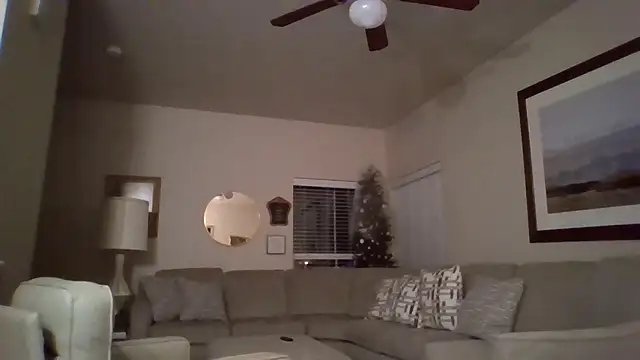 Snapshot of Stratus3031 chatting on March 7, 2:19 am Stratus3031 online show from March 7, 2:19 am