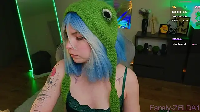Snapshot of zelda_1 chatting on May 10, 3:39 pm zelda 1 online show from May 10, 3:39 pm