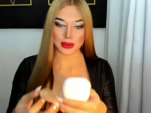 Snapshot of hotstellacumxxx chatting on January 29, 3:33 am hotstellacumxxx online show from January 29, 3:33 am