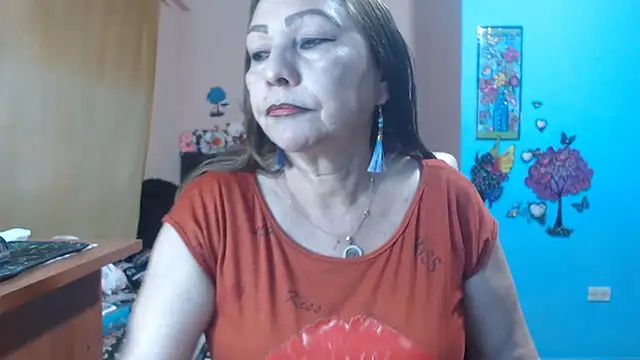 milfeddy  online show from April 18, 9:59 pm