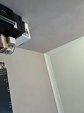 Snapshot of AmGuy23 chatting on January 22, 8:06 pm AmGuy23 online show from January 22, 8:06 pm