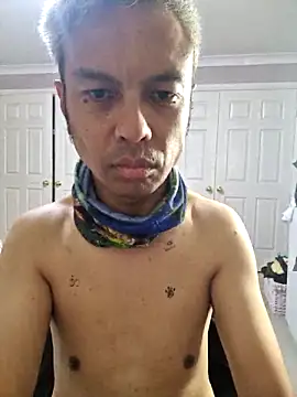 Snapshot of AmGuy23 chatting on February 27, 12:45 pm AmGuy23 online show from February 27, 12:45 pm