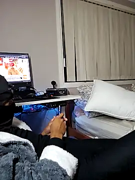 Snapshot of AmGuy23 chatting on March 6, 12:30 pm AmGuy23 online show from March 6, 12:30 pm