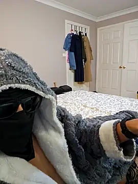 Snapshot of AmGuy23 chatting on March 7, 1:31 am AmGuy23 online show from March 7, 1:31 am