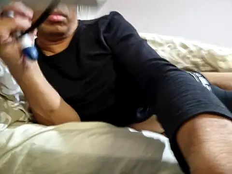 Snapshot of AmGuy23 chatting on March 8, 4:28 pm AmGuy23 online show from March 8, 4:28 pm