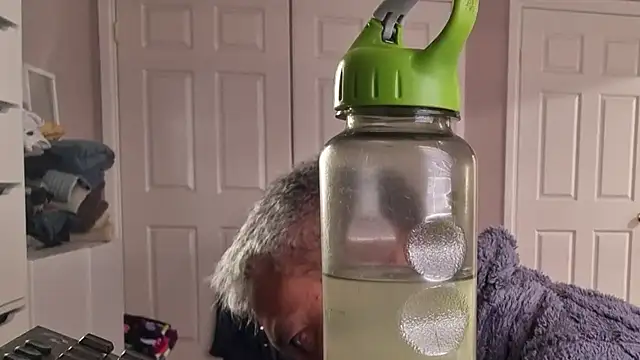 Snapshot of AmGuy23 chatting on September 19, 11:27 pm AmGuy23 online show from September 19, 11:27 pm