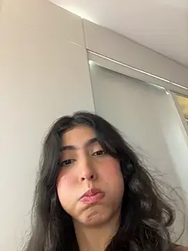 Gaby zahir  online show from June 12, 2:43 am