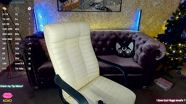 Snapshot of AfinaAmmor chatting on December 30, 3:03 am AfinaAmmor online show from December 30, 3:03 am