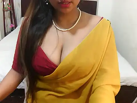 Snapshot of cutebengaligirl chatting on June 19, 7:50 pm cutebengaligirl online show from June 19, 7:50 pm