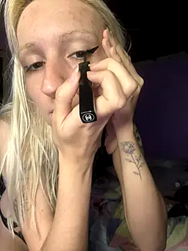 bunnydark00 online show from November 13, 10:08 pm