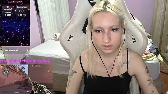 bunnydark00 online show from November 21, 12:32 am