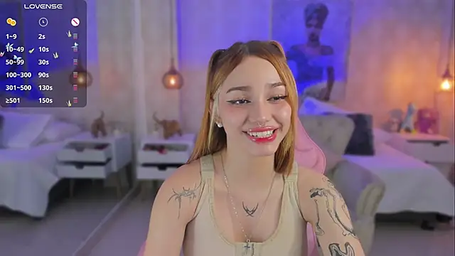 Snapshot of LITTLE-VIVI chatting on February 10, 6:42 am LITTLE-VIVI online show from February 10, 6:42 am