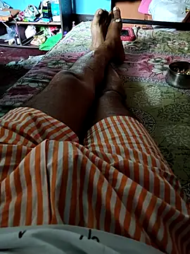 Snapshot of pinklips72 chatting on October 13, 6:02 am pinklips72 online show from October 13, 6:02 am