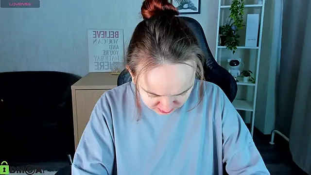 Fera1 Berry online show from April 22, 12:57 am