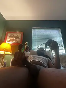 sukisnpaii online show from March 27, 7:35 pm