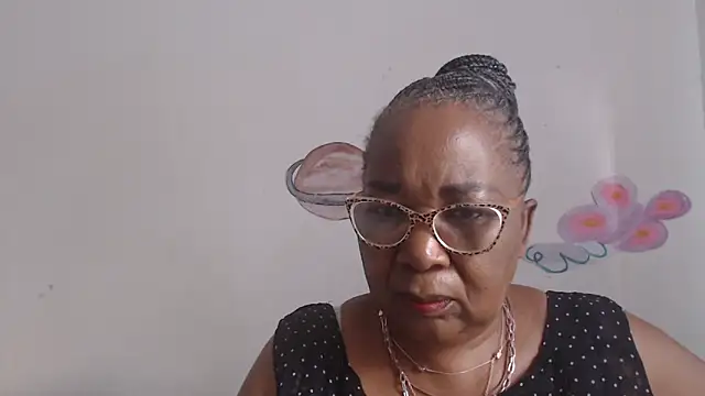 Snapshot of KinkyRicoSaisyours chatting on February 9, 1:14 pm KinkyRicoSaisyours online show from February 9, 1:14 pm