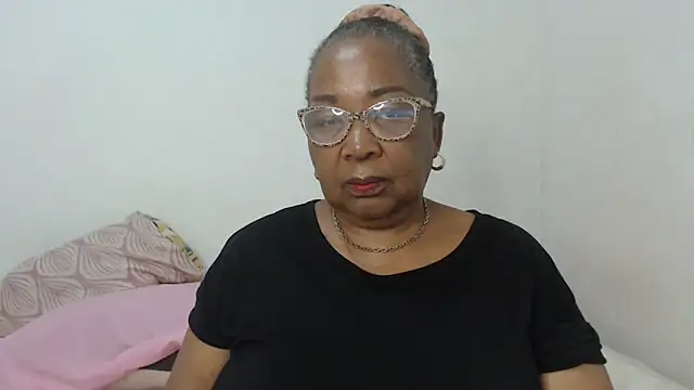 Snapshot of KinkyRicoSaisyours chatting on March 9, 8:21 pm KinkyRicoSaisyours online show from March 9, 8:21 pm