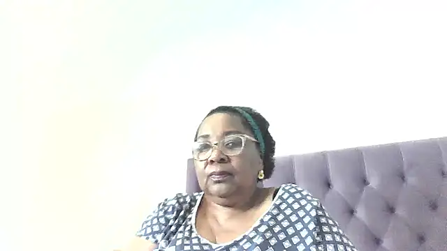 Snapshot of KinkyRicoSaisyours chatting on October 18, 4:19 pm KinkyRicoSaisyours online show from October 18, 4:19 pm