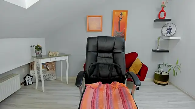 LollaGirl online show from January 20, 4:21 am