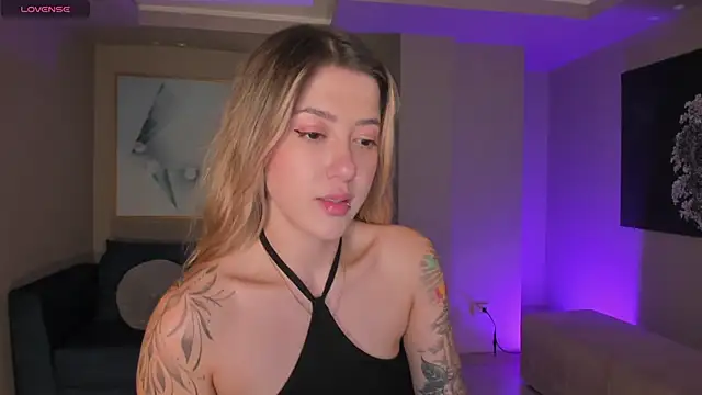 EveBensonX online show from March 4, 7:20 pm