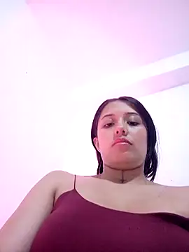 Snapshot of Sofia_888 chatting on December 22, 9:31 pm Sofia 888 online show from December 22, 9:31 pm