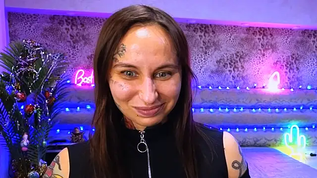 Cool Freak  online show from December 29, 1:06 pm