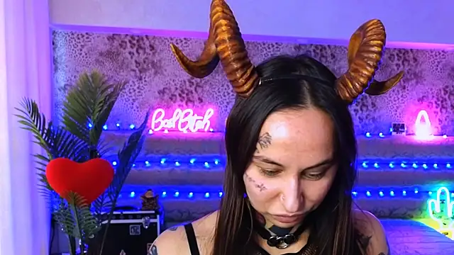 Cool Freak  online show from March 16, 9:27 am