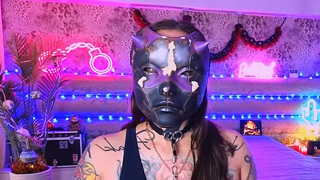 Cool Freak  online show from November 16, 10:43 am